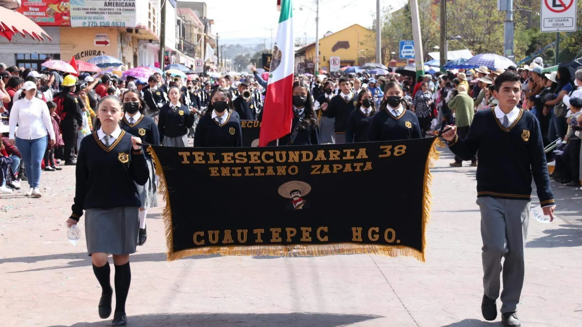 DESFILE_ CORTESIA MUNICIPIO 1